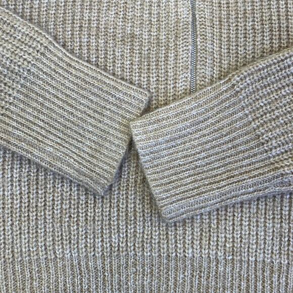 Calvin Klein Sz S Oversized Chunky Knit Boxy Sweater Mock Neck 1/2 Zip Cropped - Picture 16 of 16